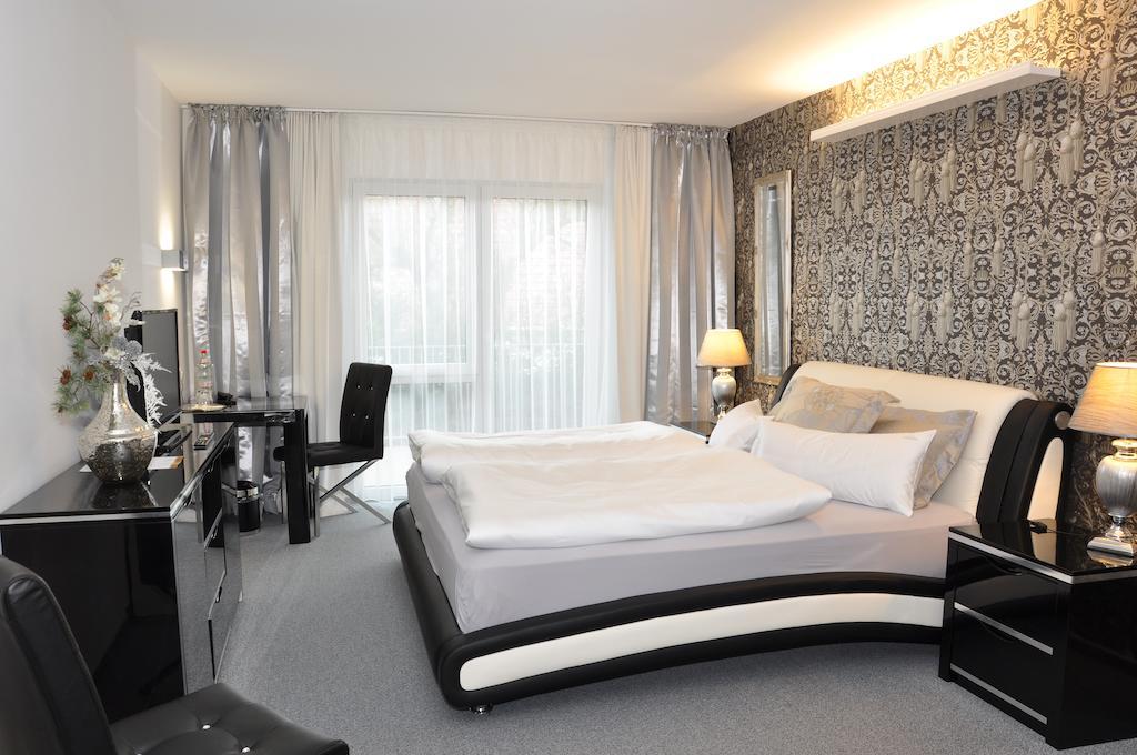 Gaestehaus Villa Casamia (Adults Only) Schmalkalden Room photo